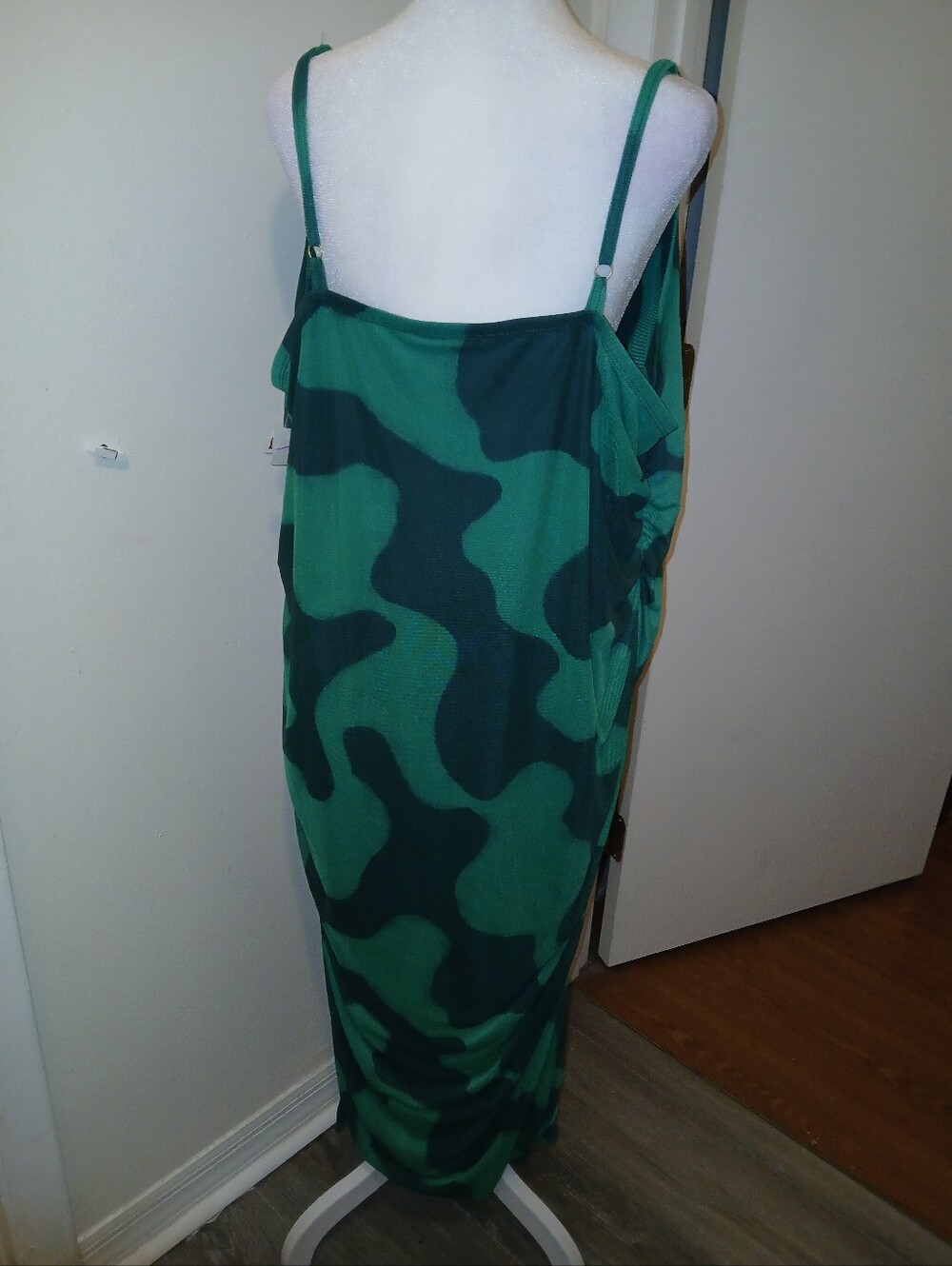 Ava & Viv Deep Emerald Green Dress - Picture 2 of 3